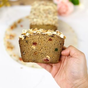 dates & walnut carrot spiced christmas cake