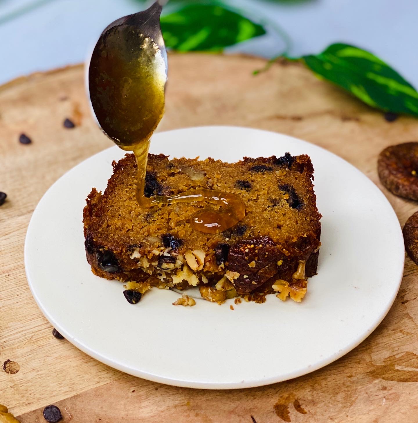 fig honey & cinnamon walnut tea cake fig honey & cinnamon walnut tea cake